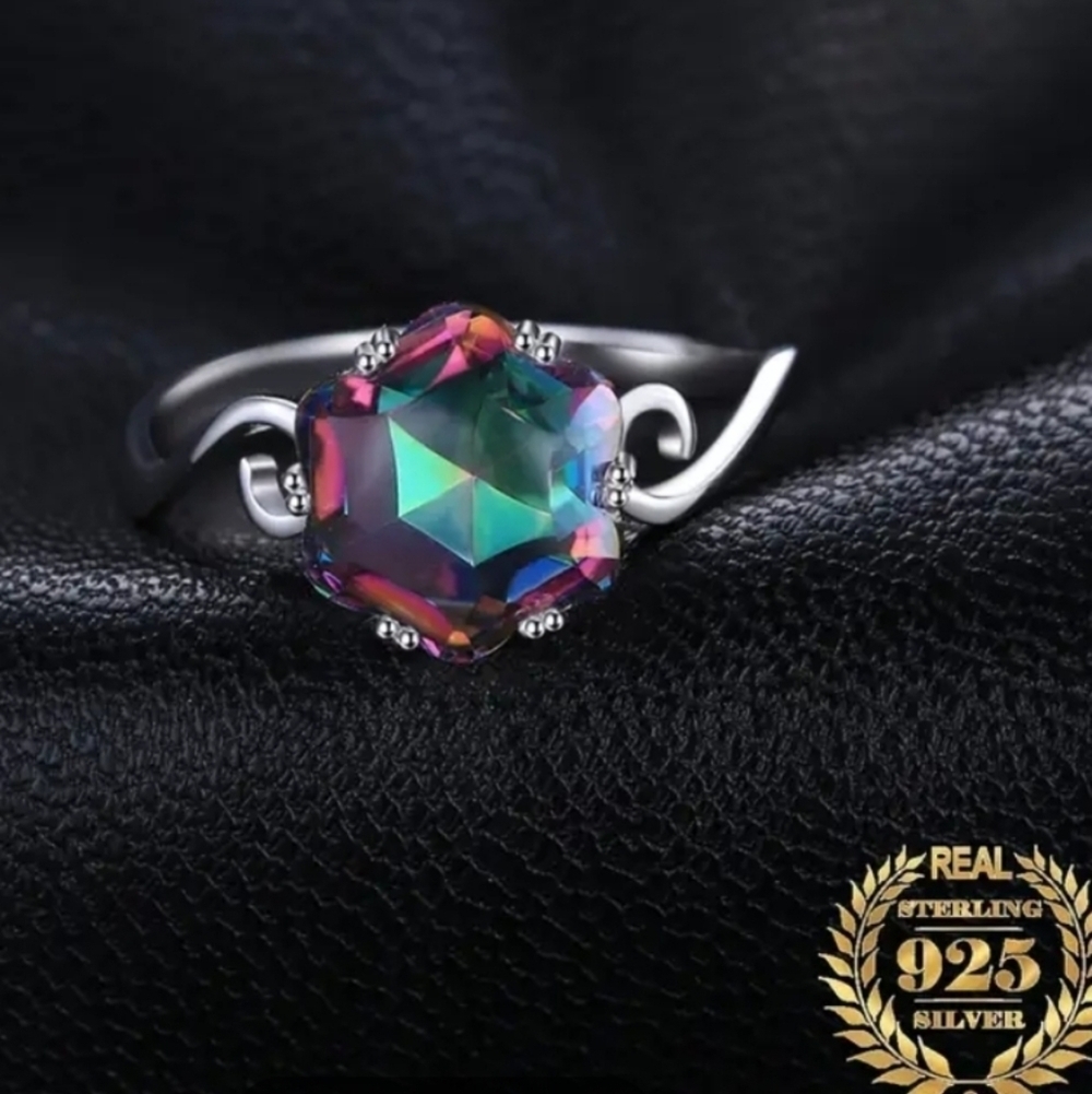 VQ Sterling Silver Ring - Picture 2 of 6